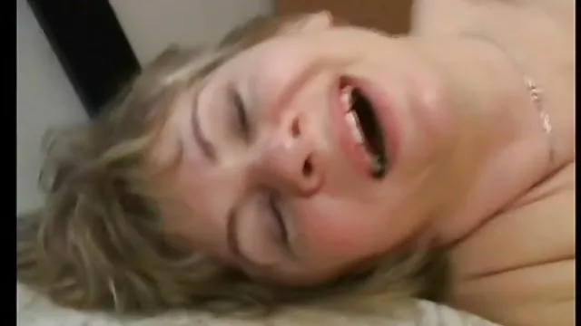 Slim orosz diák ugrik fallosz osztálytársa