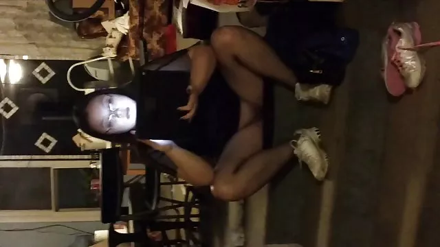 Testvér-ben írta az Internetes videó a nővérem alszik