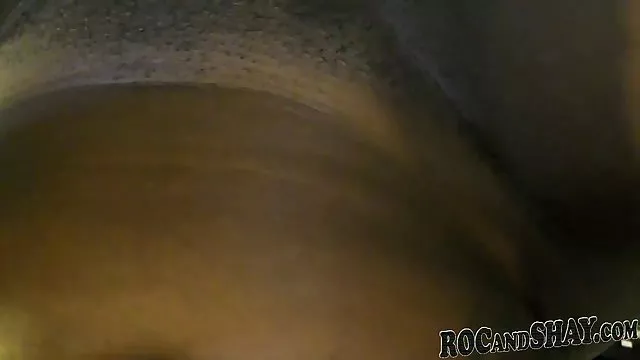 A lány sikít során szokatlan Maszturbáció