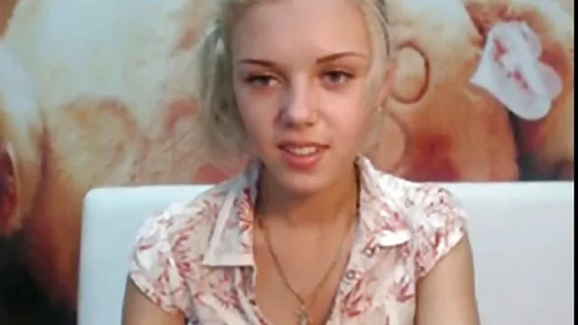 Bájos kislány egy durva szex, cum in pussy