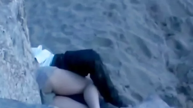 Látványos barna mutatja meg bájait