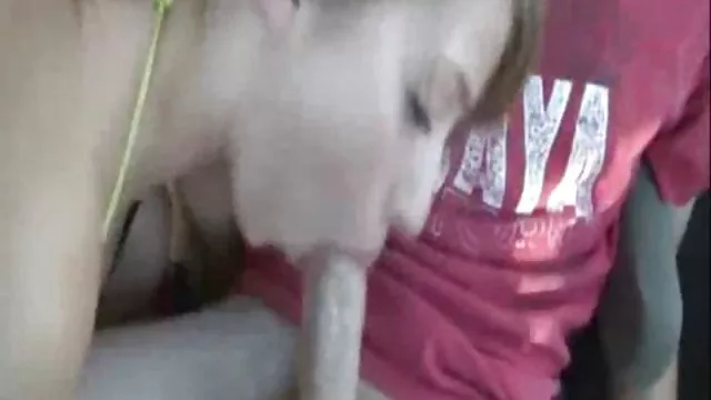 Három férfi minőségileg dörömböl egy orosz kurva