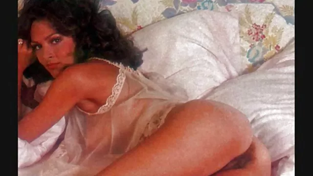 Babe szép Melleit simogatta a szertartási ruhák