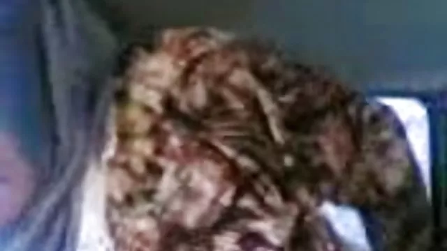 Szőke szar a medence cumshot a vaginájában