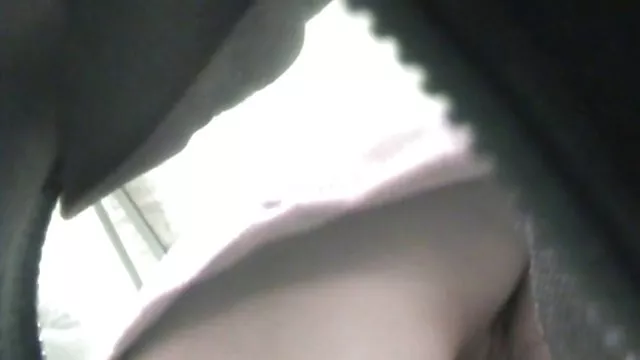 A kis édes, fehér harisnya, Baszik vagina