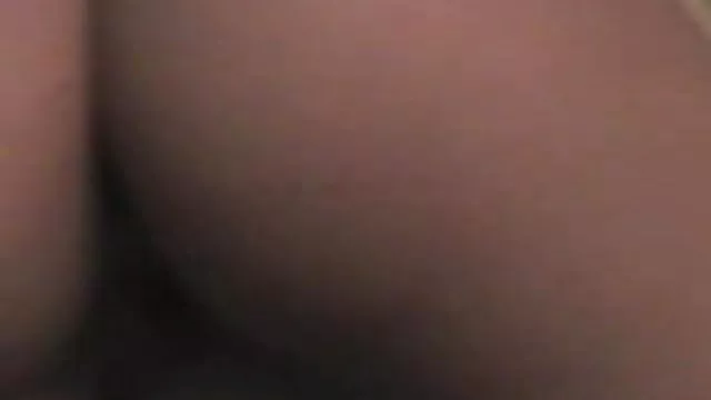 Szexi szerető spire a lány az ágyon