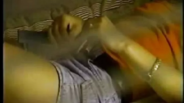A lányok úgy döntöttek, hogy egy kedves barátom egy részeg buli