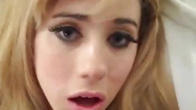 Gang Bang a Halloween: két Csaj kurva egy csomó figurák