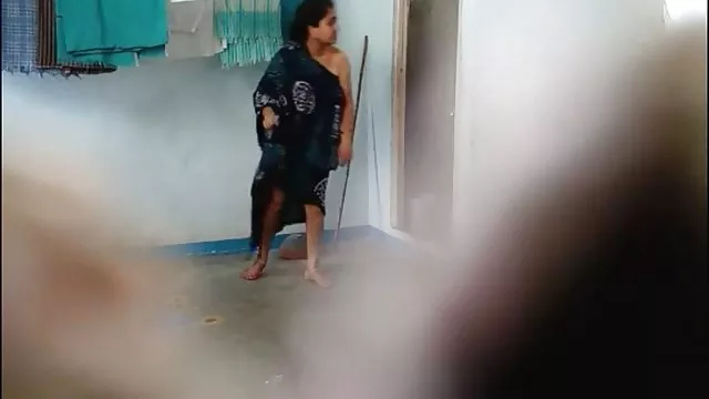 Kanos szőke orosz Dug apával, amíg anya haza nem