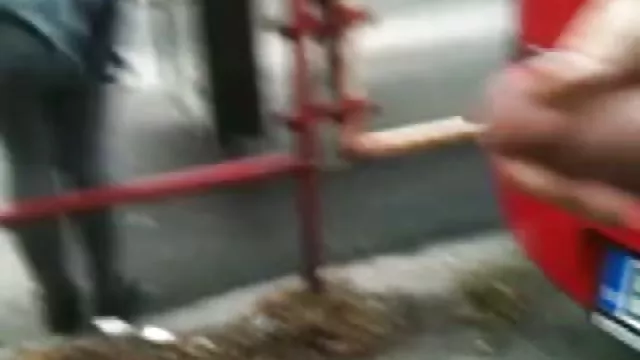 Forró szex otthon a vörös hajú szörnyeteg