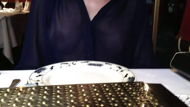 Jocelyn rábaszik különböző pózok öntés