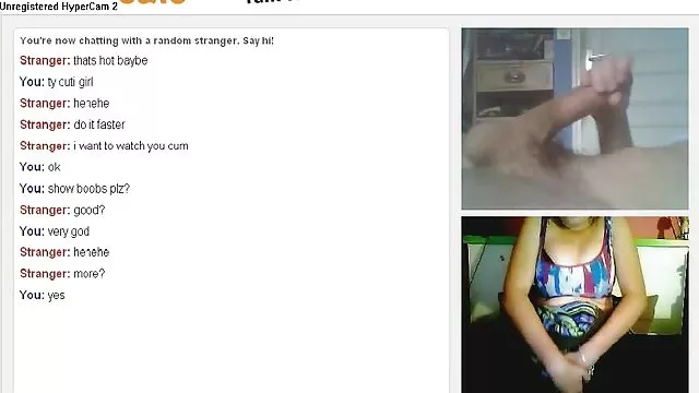 Vörös hajú nő, fekete harisnya, punci ujjazás ujjak