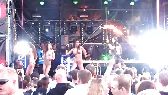 Diák Nicole kibaszott a tanár az osztályban