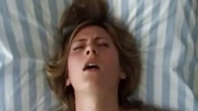 Perverz gropes kapcsolódó puffer egy barát