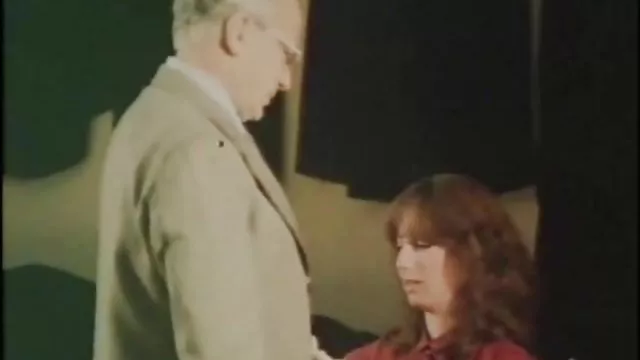 A csaj király ember Jahan a seggét a konyhában