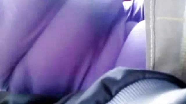 A meztelen nők kukkoló keresztül egy rejtett kamera