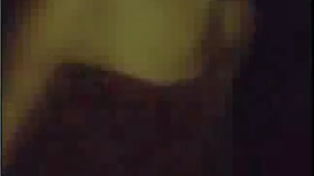 Vagy a kukkolás a ruha lányoknak