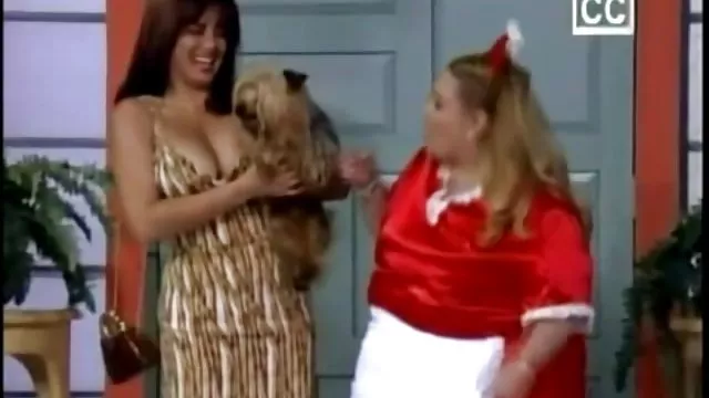 A lány soaped magát érinti punci