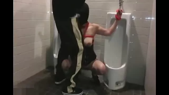 Anális szex egy orosz lány a hajón
