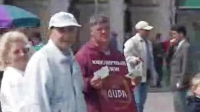 Leszbikus szerelem két fiatal lány