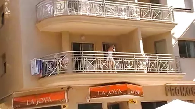 Az öreg fasz két fiatal szabadidő