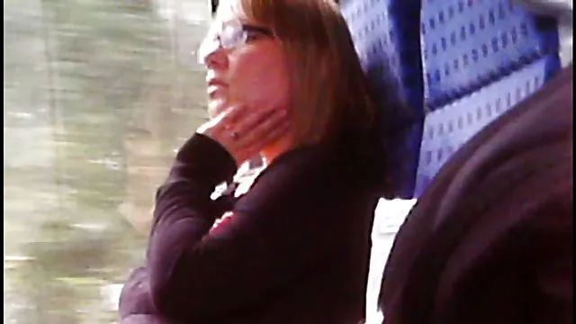 A lány a kis Mellek vette a vibrátort