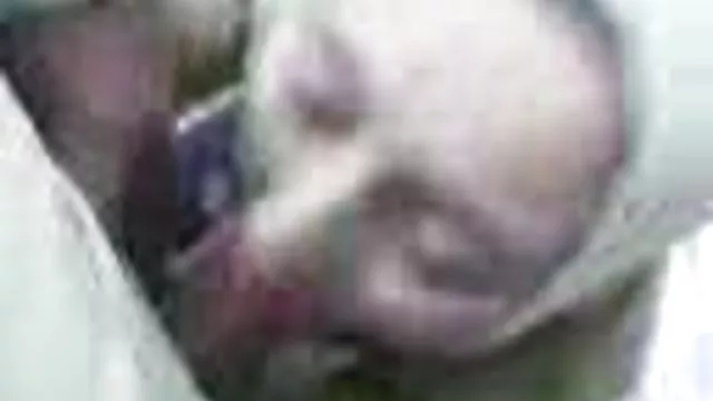 Szaftos ribanc szárítás a haját, meztelen