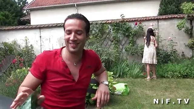 Amatőr pornó a dupla behatolás, valamint cum a száját