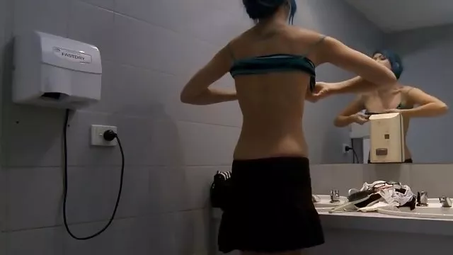Latina, nagy Mellek mohón szívás fasz