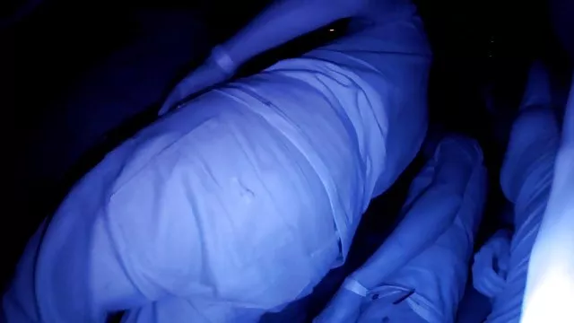 A férfiak több, mint gyönyörű arcát Busty szőke