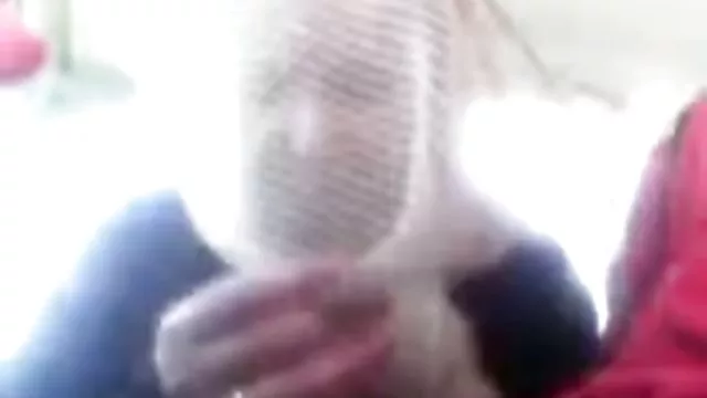 Szőrös stud cumshot a punci, szex után