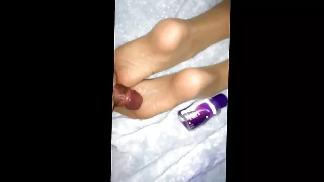 Aranyos meleg srác kap egy Szopást Érett buzi is adott neki,